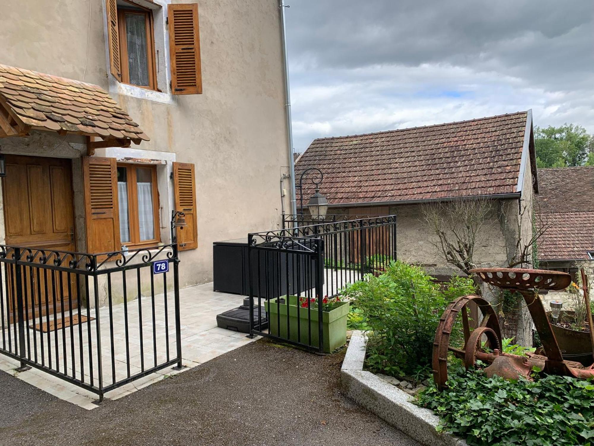 Gite Chez Charlot Chanaz Exteriér fotografie